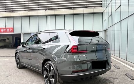 Volvo XC70, 2025 год, 6 680 000 рублей, 6 фотография