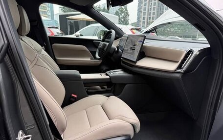 Volvo XC70, 2025 год, 6 680 000 рублей, 10 фотография