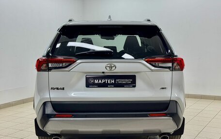 Toyota RAV4, 2021 год, 3 745 000 рублей, 5 фотография