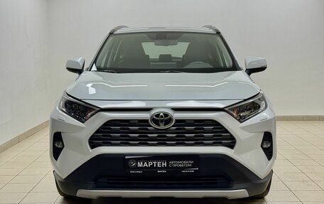 Toyota RAV4, 2021 год, 3 745 000 рублей, 2 фотография