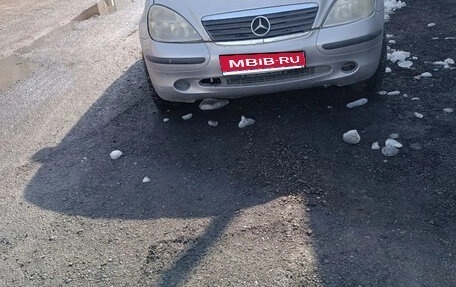 Mercedes-Benz A-Класс, 1999 год, 250 000 рублей, 1 фотография