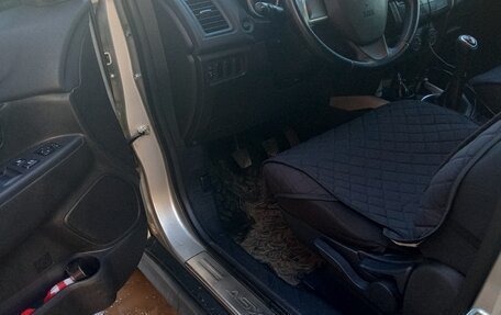 Mitsubishi ASX I рестайлинг, 2012 год, 989 000 рублей, 14 фотография