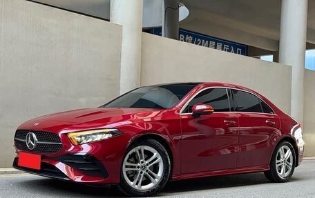 Mercedes-Benz A-Класс, 2022 год, 2 226 000 рублей, 2 фотография