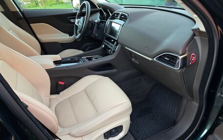 Jaguar F-Pace, 2018 год, 5 080 000 рублей, 21 фотография