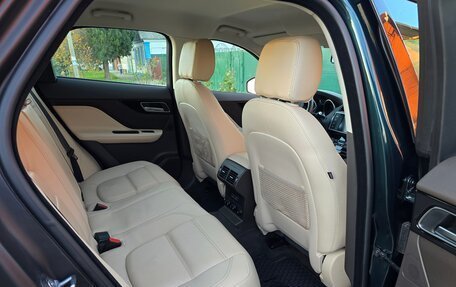 Jaguar F-Pace, 2018 год, 5 080 000 рублей, 25 фотография