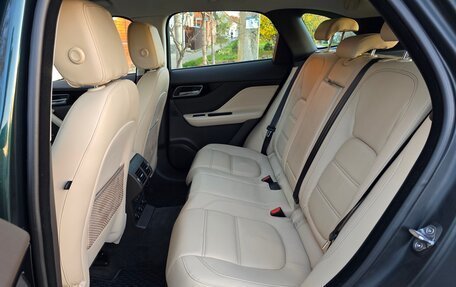 Jaguar F-Pace, 2018 год, 5 080 000 рублей, 29 фотография