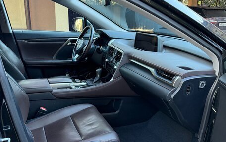 Lexus RX IV рестайлинг, 2019 год, 3 950 000 рублей, 9 фотография