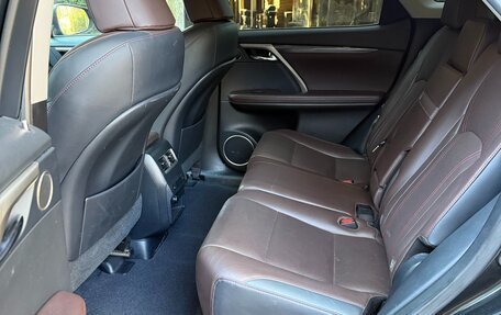 Lexus RX IV рестайлинг, 2019 год, 3 950 000 рублей, 8 фотография