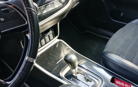 Mitsubishi Outlander III рестайлинг 3, 2019 год, 2 600 000 рублей, 7 фотография