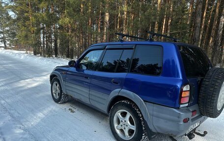 Toyota RAV4, 1999 год, 460 000 рублей, 2 фотография