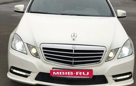 Mercedes-Benz E-Класс, 2011 год, 1 630 000 рублей, 7 фотография