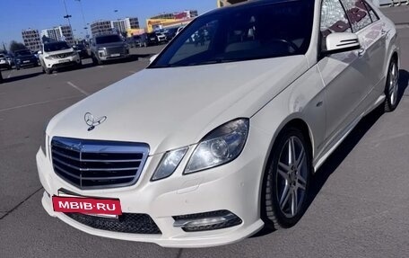 Mercedes-Benz E-Класс, 2011 год, 1 630 000 рублей, 5 фотография