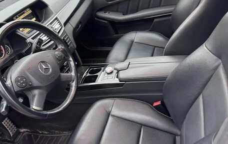 Mercedes-Benz E-Класс, 2011 год, 1 630 000 рублей, 12 фотография