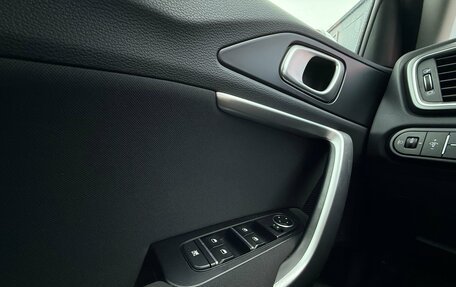 KIA cee'd III, 2023 год, 2 150 000 рублей, 15 фотография