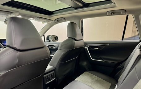 Toyota RAV4, 2025 год, 4 700 000 рублей, 13 фотография