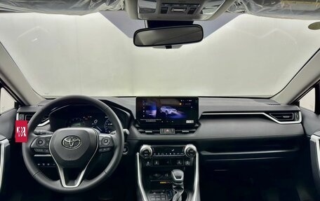 Toyota RAV4, 2025 год, 4 700 000 рублей, 18 фотография