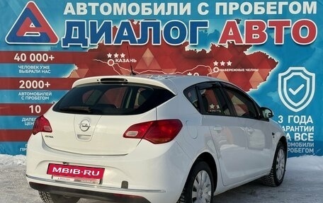Opel Astra J, 2013 год, 599 000 рублей, 3 фотография