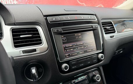 Volkswagen Touareg III, 2015 год, 2 870 000 рублей, 13 фотография