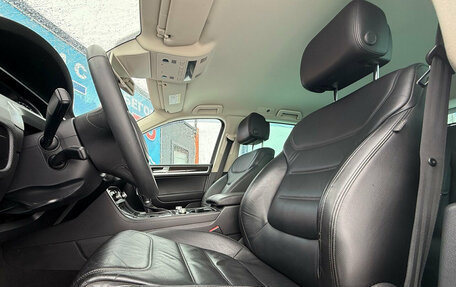 Volkswagen Touareg III, 2015 год, 2 870 000 рублей, 16 фотография