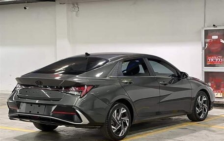 Hyundai Elantra, 2023 год, 1 420 000 рублей, 4 фотография