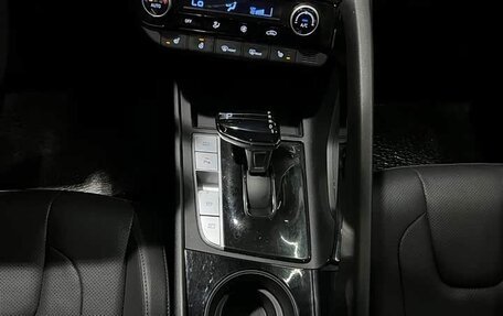 Hyundai Elantra, 2023 год, 1 420 000 рублей, 10 фотография