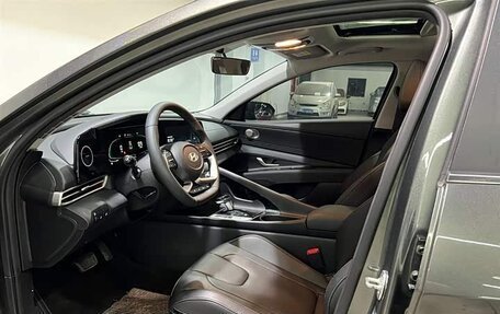 Hyundai Elantra, 2023 год, 1 420 000 рублей, 8 фотография