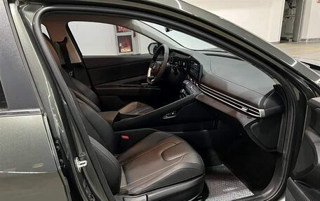 Hyundai Elantra, 2023 год, 1 420 000 рублей, 16 фотография