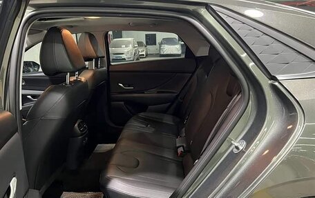 Hyundai Elantra, 2023 год, 1 420 000 рублей, 14 фотография