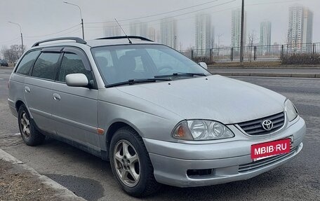 Toyota Avensis III рестайлинг, 2002 год, 297 000 рублей, 2 фотография