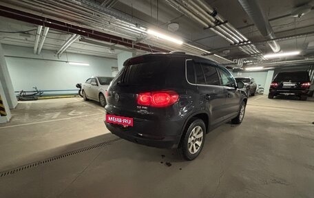 Volkswagen Tiguan I, 2011 год, 950 000 рублей, 3 фотография