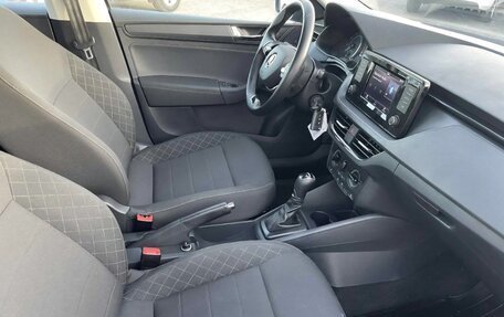 Skoda Rapid II, 2022 год, 1 800 000 рублей, 3 фотография