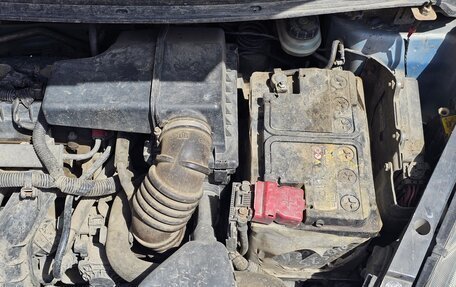 Mitsubishi Colt VI рестайлинг, 2005 год, 399 000 рублей, 6 фотография