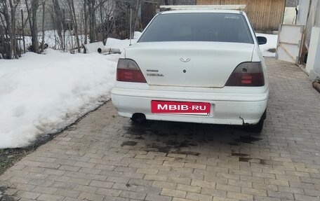 Daewoo Nexia I рестайлинг, 1997 год, 89 000 рублей, 2 фотография