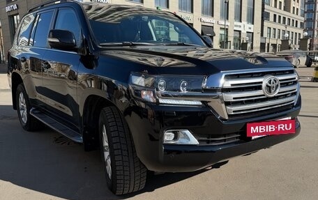 Toyota Land Cruiser 200, 2015 год, 4 000 000 рублей, 2 фотография