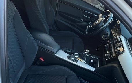 BMW 3 серия, 2016 год, 1 899 000 рублей, 12 фотография