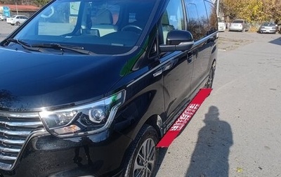 Hyundai Grand Starex Grand Starex I рестайлинг 2, 2019 год, 4 900 000 рублей, 1 фотография