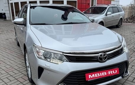 Toyota Camry, 2015 год, 2 050 000 рублей, 8 фотография