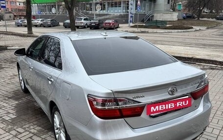 Toyota Camry, 2015 год, 2 050 000 рублей, 4 фотография
