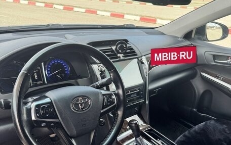 Toyota Camry, 2017 год, 2 270 000 рублей, 5 фотография