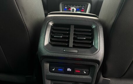 Volkswagen Tiguan II, 2020 год, 4 150 000 рублей, 19 фотография