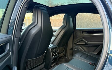 Porsche Cayenne III, 2023 год, 18 890 000 рублей, 15 фотография