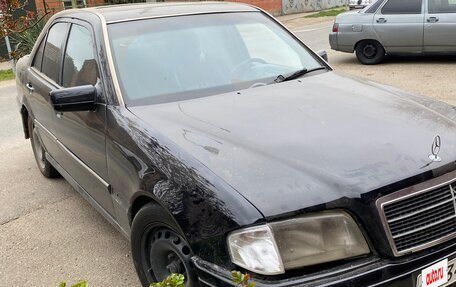 Mercedes-Benz C-Класс, 1994 год, 280 000 рублей, 2 фотография