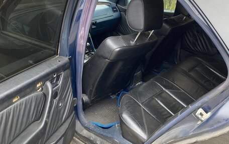 Mercedes-Benz C-Класс, 1994 год, 280 000 рублей, 9 фотография