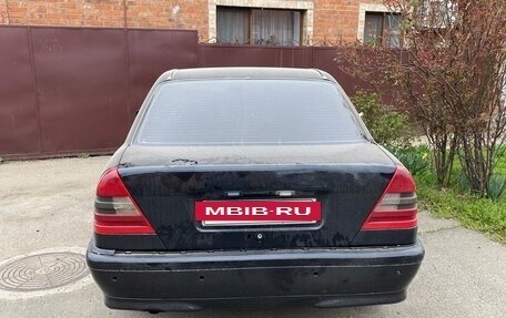 Mercedes-Benz C-Класс, 1994 год, 280 000 рублей, 4 фотография