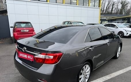 Toyota Camry, 2012 год, 1 800 000 рублей, 2 фотография