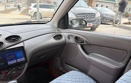 Ford Focus IV, 2001 год, 249 000 рублей, 23 фотография