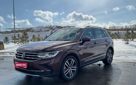 Volkswagen Tiguan II, 2021 год, 2 750 000 рублей, 1 фотография