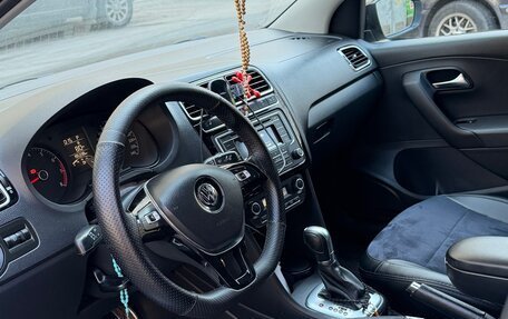 Volkswagen Polo VI (EU Market), 2017 год, 900 000 рублей, 7 фотография