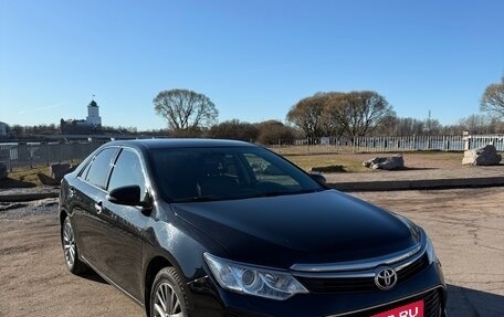 Toyota Camry, 2017 год, 2 250 000 рублей, 5 фотография