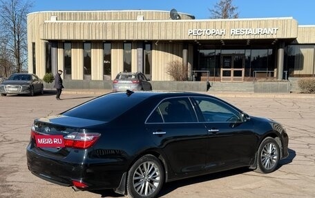 Toyota Camry, 2017 год, 2 250 000 рублей, 2 фотография